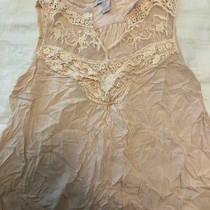 Petal pink lace top F21 size L contemporary